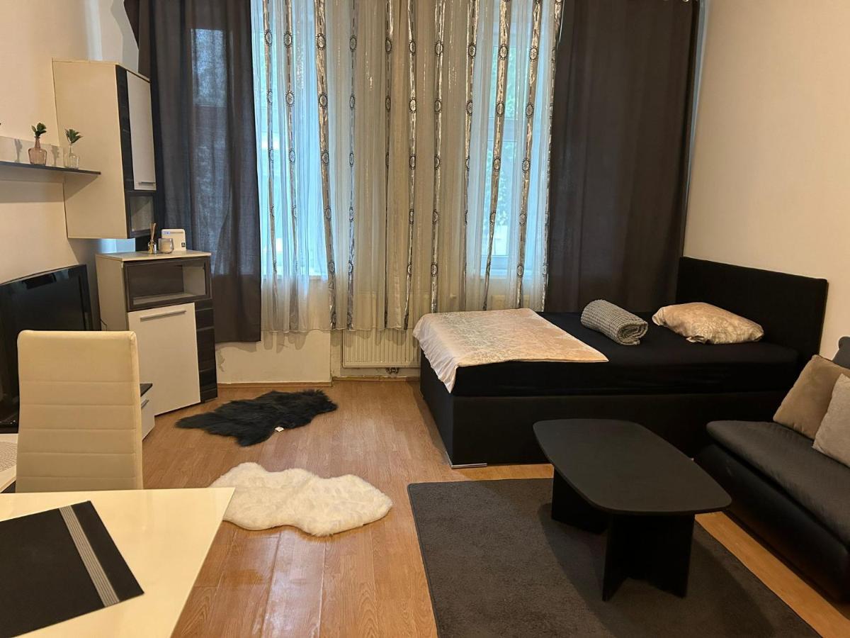 Na Apartment Vienna Esterno foto