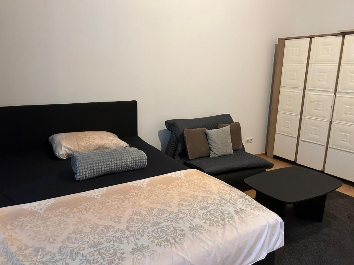 Na Apartment Vienna Esterno foto